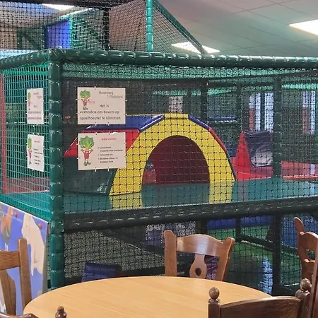 Huuske Nijholt Vakantiehuis Veulen